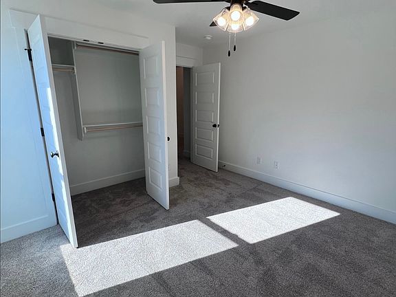 5th image of 342 E Greystone Sq