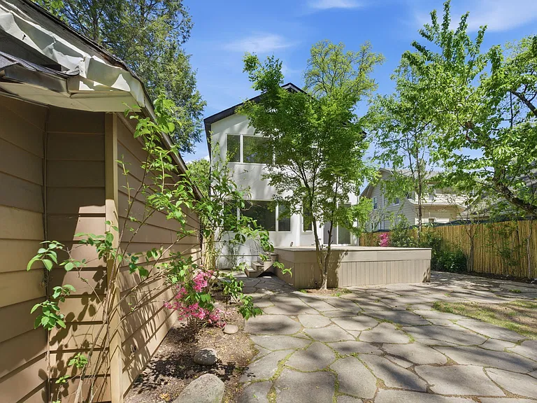 232 Riveredge Rd — Photo 48