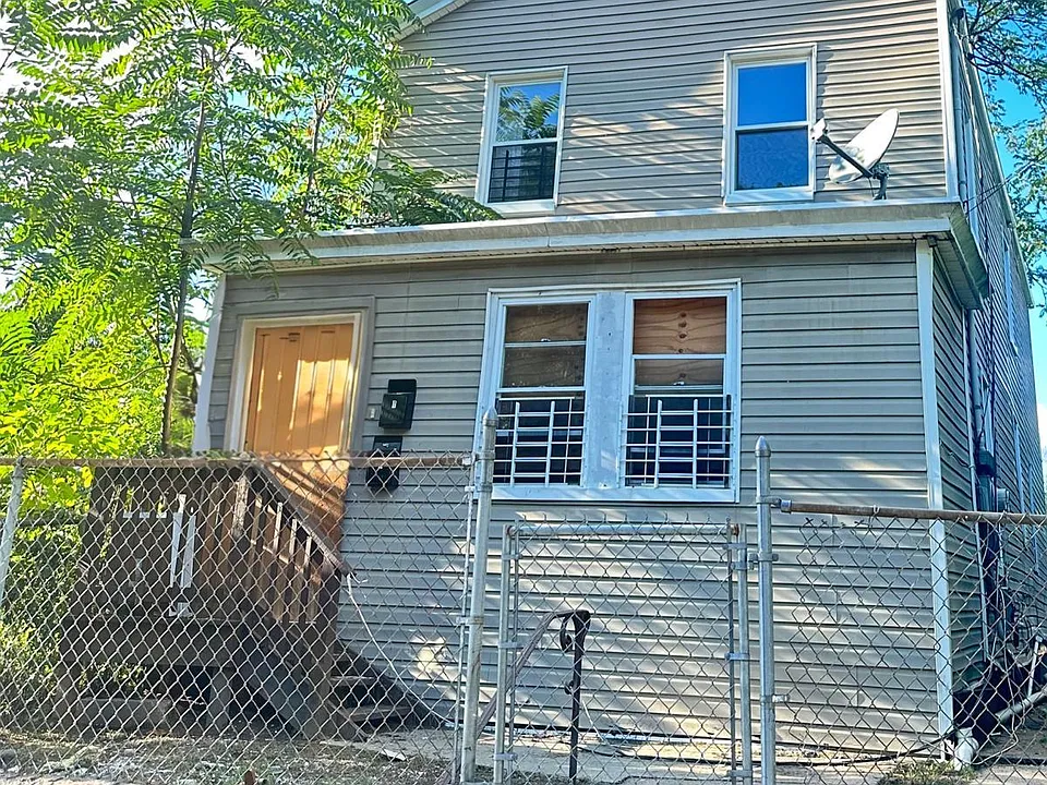 10 Watson St #2 — photo 5 of 5