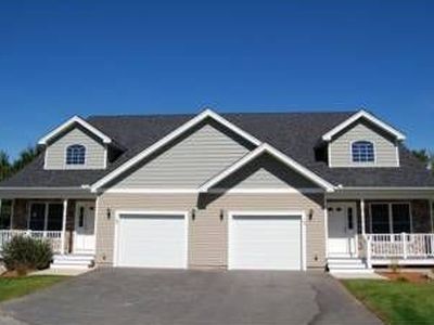 19 Arbor Cir, Litchfield, NH, 03052