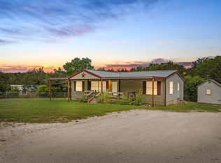 105 3rd St, Whitney, TX 76692