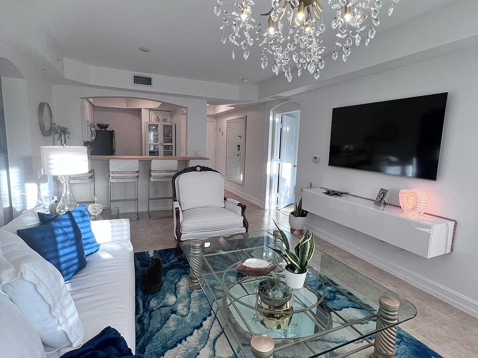 1100 Pine Ridge Rd Naples, FL, 34108 Apartments for Rent Zillow