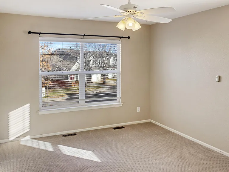 1644 Oak Creek Dr — Photo 10