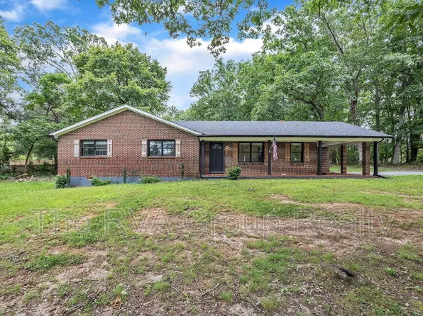 580 Dixie Airport Rd, Madison Heights, VA 24572