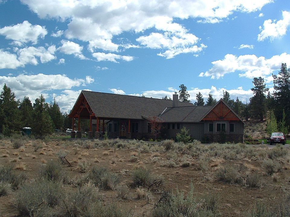 Looking a the front of the home from the circular drive