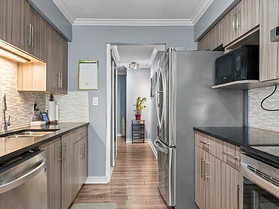 3rd image of 32055 Old Yale Rd #112