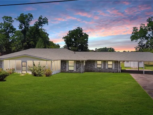 576 Kateland Rd, Colfax, LA 71417