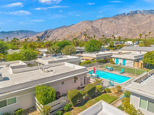 800 E Cottonwood Rd APT 2, Palm Springs, CA 92262