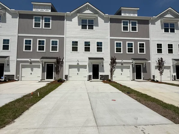 153 Simms Way, Hinesville, GA