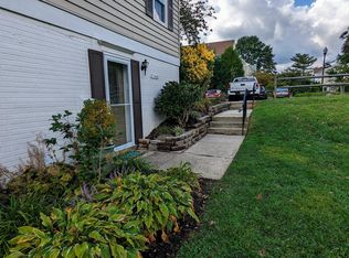 1465 Blockton Ct, Crofton, MD 21114