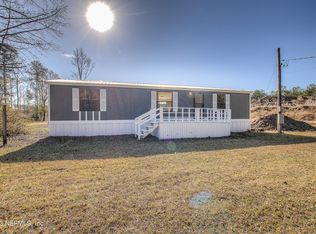 3335 Tiki Ln, Green Cove Springs, FL 32043