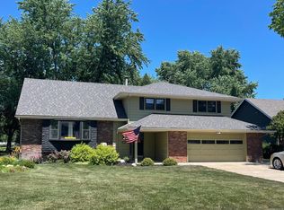 21306 Harney St, Elkhorn, NE 68022