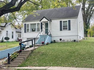 718 N 7th St, Louisiana, MO 63353