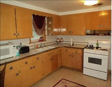 2nd image of 4511 N Kasson Ave #2
