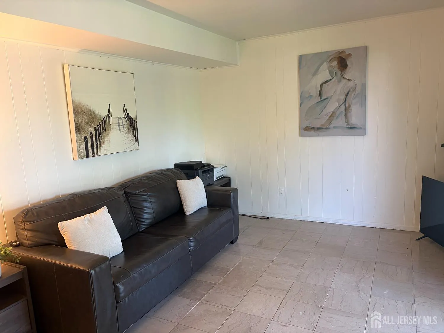 4 bed, 2.0 bath, 2276 sqft, $3,500 — Photo 4