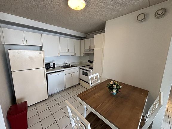 3rd image of 2240 Khi Ave #1002