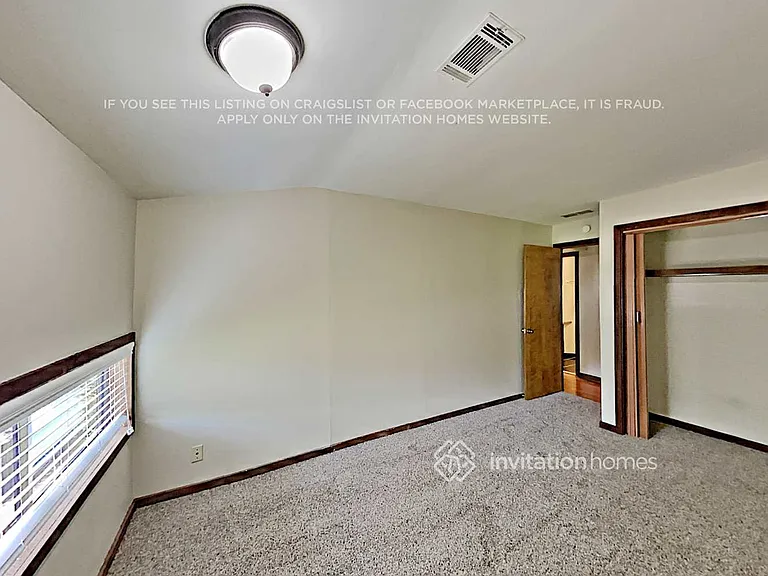2955 Pond View Ct — Photo 14