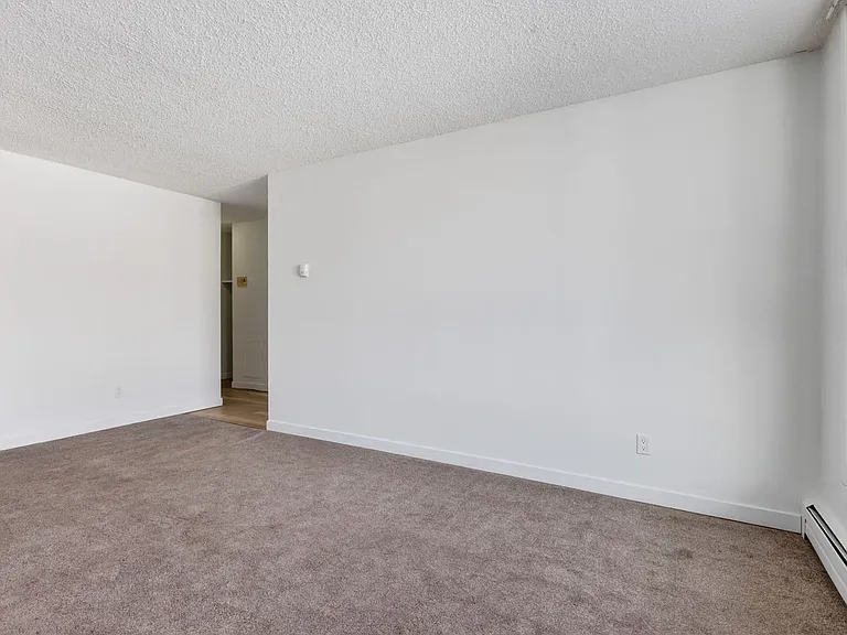 510 21st Ave SW — Photo 11