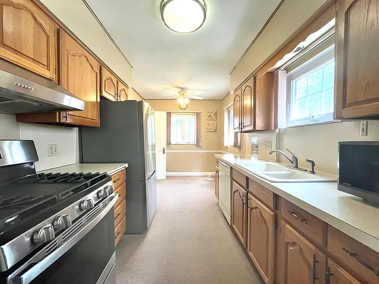 3716 Rushland Ave — Photo 4