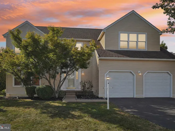 103 Cambridge Way, Harleysville, PA 19438