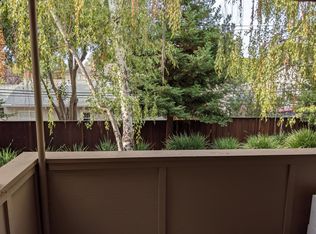 2454 W Bayshore Rd APT 3, Palo Alto, CA 94303