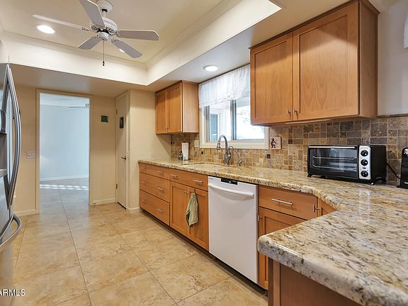 5th image of 12815 W Flagstone Dr