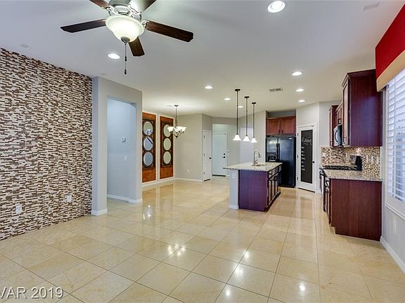 5th image of 10283 Copalito Dr