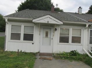 1 Coll Hollow Rd, Poughkeepsie, NY 12601