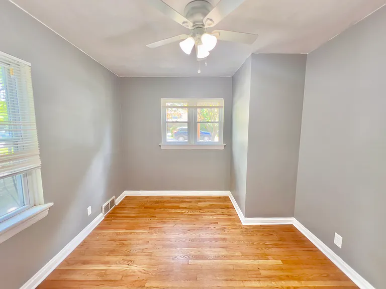 410 N Elizabeth Ave — Photo 13