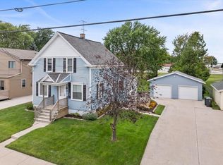 22 E Union Ave #24, Cedar Grove, WI 53013