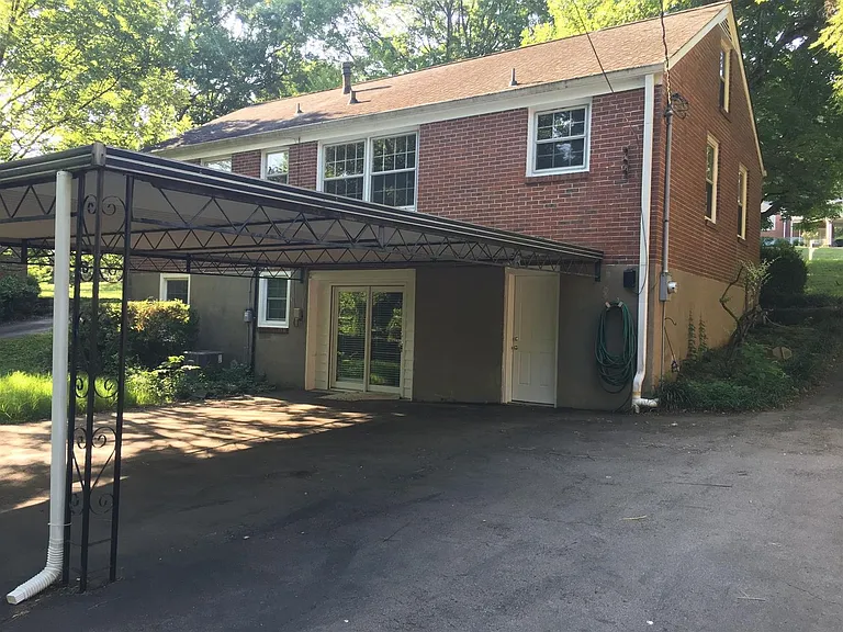 700 Canebrake Dr — Photo 17