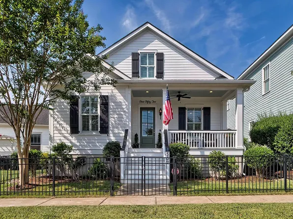 552 River Camp Dr, Lexington, SC 29072