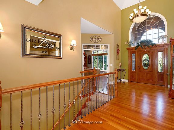 4th image of 17138 Deer Creek Dr