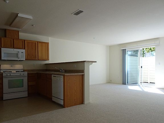 4th image of 15 Mather Court