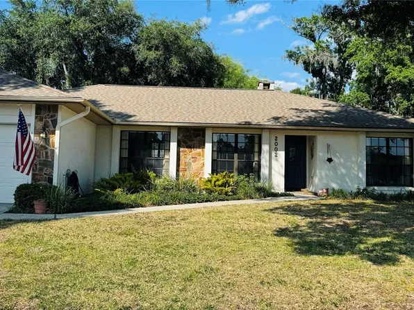 2002 E Timberlane Dr, Plant City, FL 33563