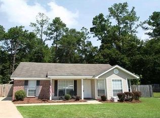 207 Jill Ln, Satsuma, AL 36572