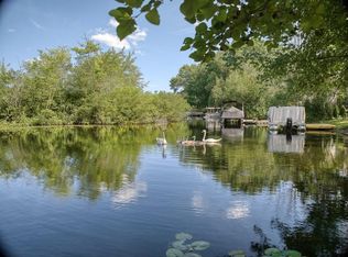 4 Treasure Island Rd, Plainville, MA 02762