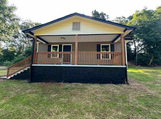 669 Old Whitney Rd, Spartanburg, SC 29303