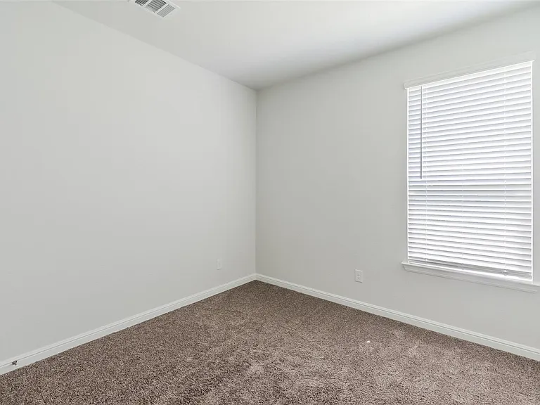 1343 Fox Hollow Rd — Photo 28