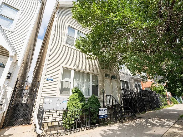 2430 N Ashland Ave #2 — Photo 10