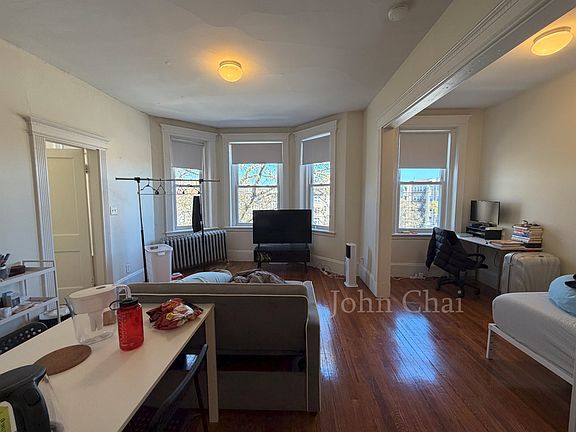 2nd image of 5 Walbridge St APT 21