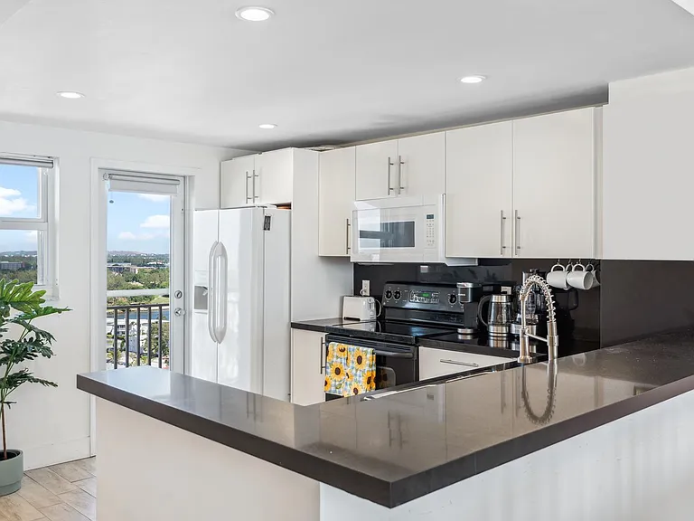 750 N Ocean Blvd #1507 — Photo 4