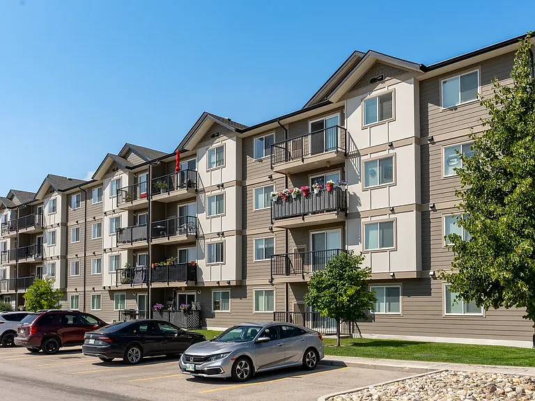 1027B Manitoba Ave — Photo 3