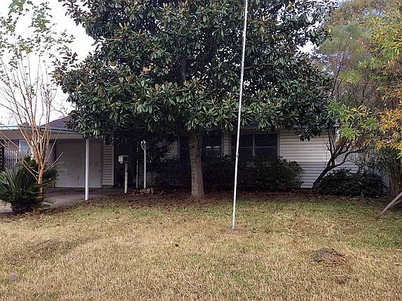2nd image of 2601 Thomas Ave