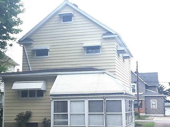4th image of 1045 W 21st St