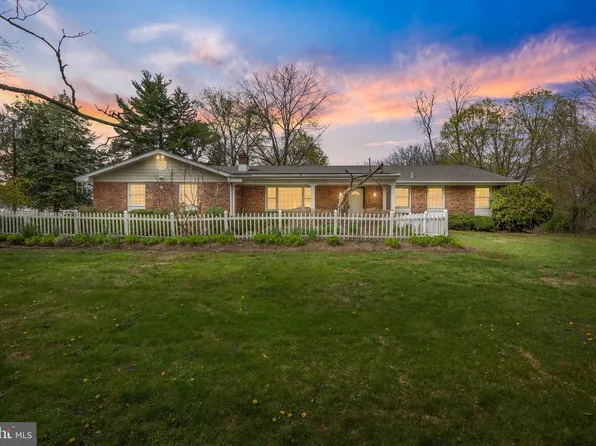 963 Kings Hwy, Thorofare, NJ 08086