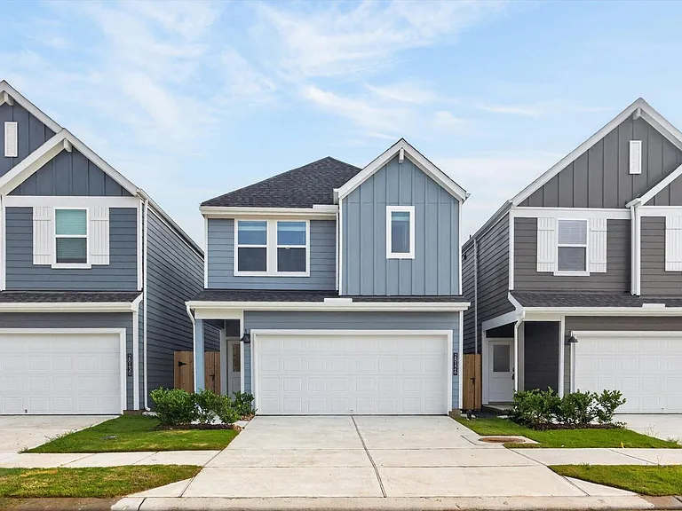 28126 Meadowlark Sky Dr — Photo 1