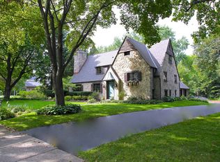 30 Wilshire Rd, Rochester, NY 14618