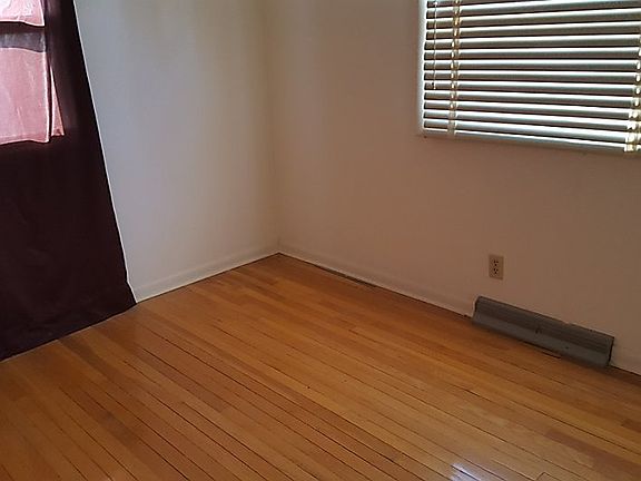 4th image of 233 Country Club Blvd #A