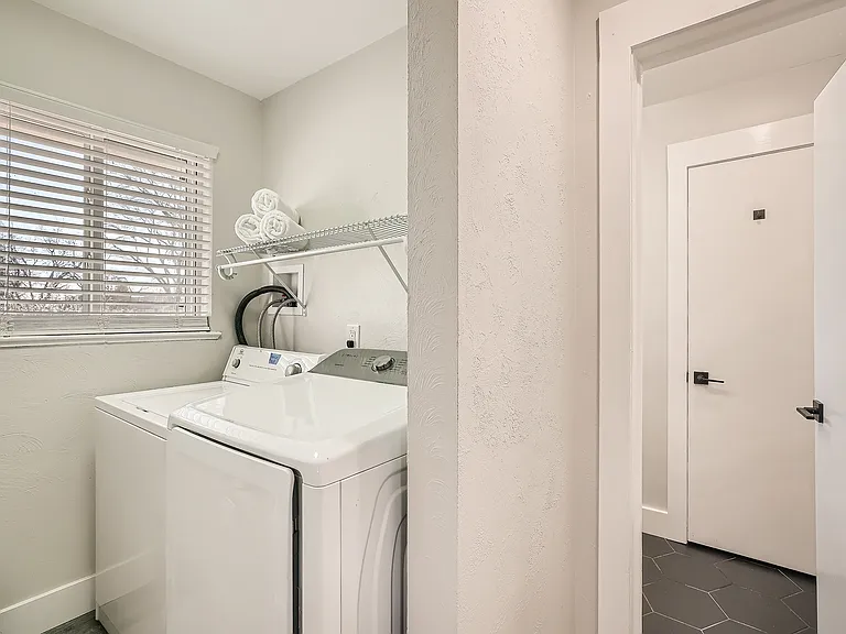3003 Kendall St — Photo 21